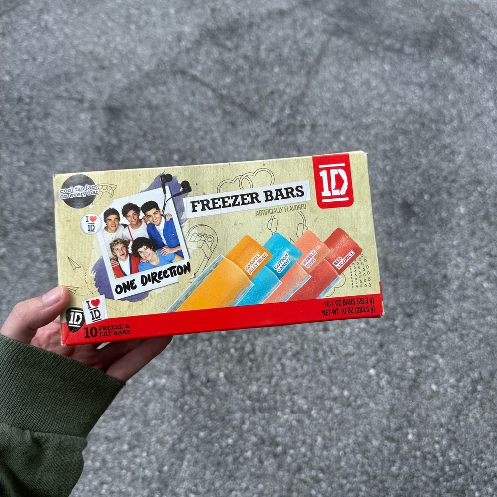 1D BRAND NEW NEVER OPENED FREEZER BARS